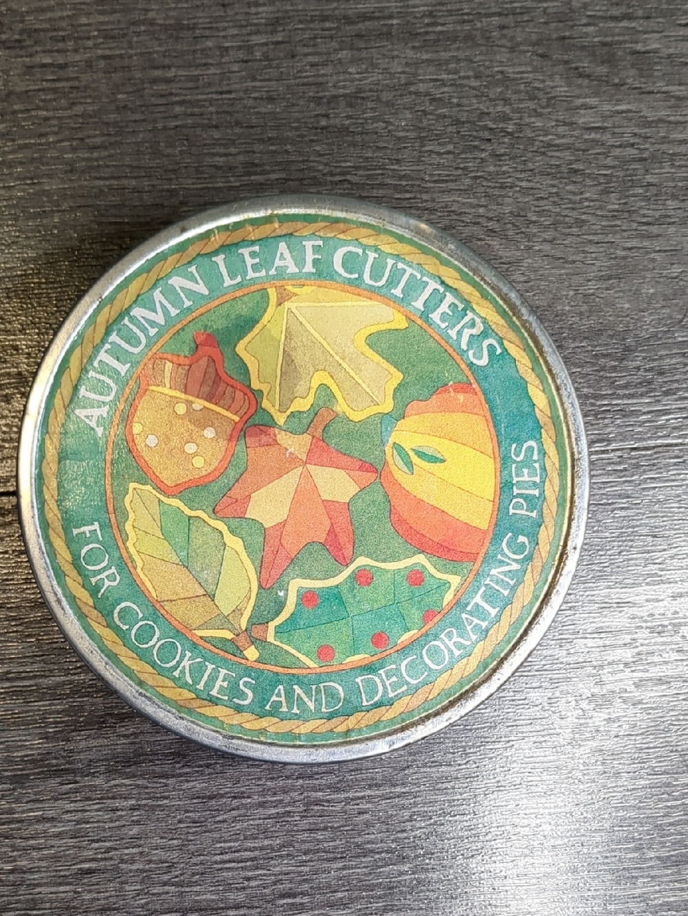 Vintage Williams Sonoma Mini Leaf Cookie Cutter Tin Pie Decorating